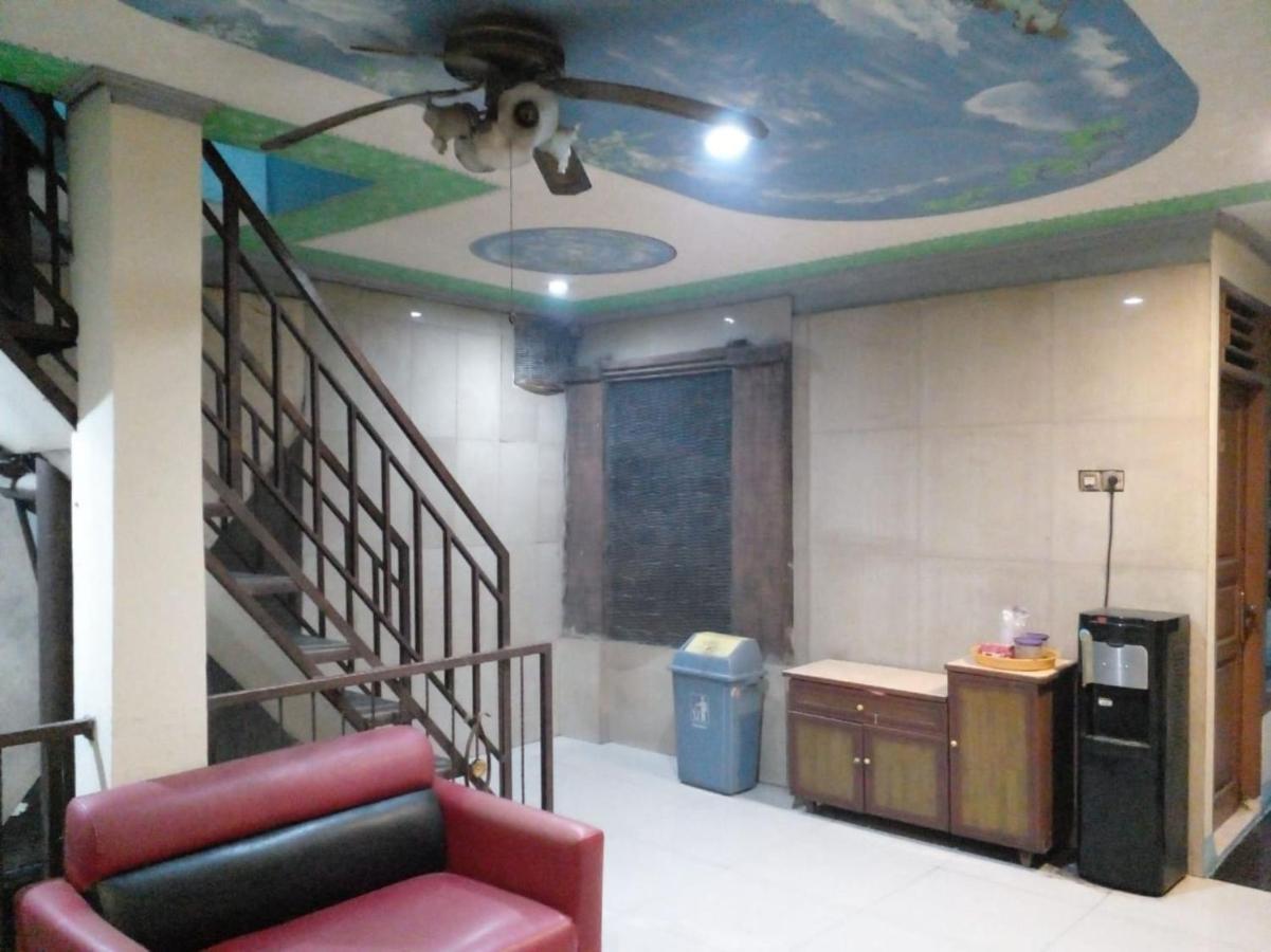 Hotel Alifah 1 Syariah Rawabokor Dua Exterior photo